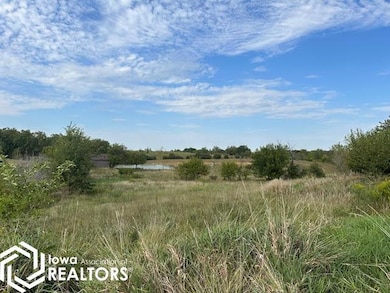 2315 Lake Trail, Fairfield, IA 52556 - photo 7