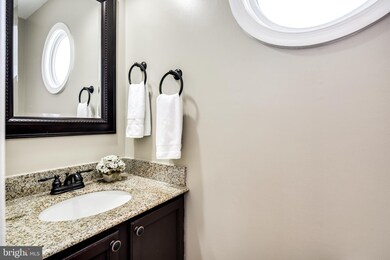 9389 Breamore Ct, Laurel, MD 20723 - photo 7