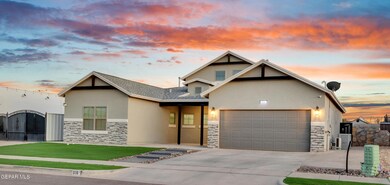 616 Guy Meyers, Socorro, TX 79927 - photo 2