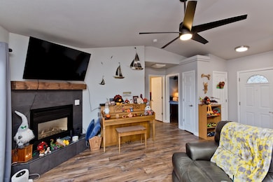 570 1/2 Villa St unit B, Grand Junction, CO 81504 - photo 7