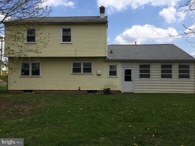200 Midway Dr, Morrisville, PA 19067 - photo 2