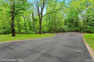 Tons of parking space!