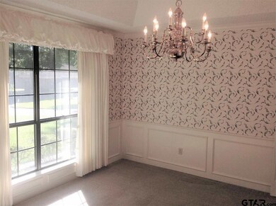 5805 5805 Sheffield Dr, Tyler, TX 75703 - photo 2