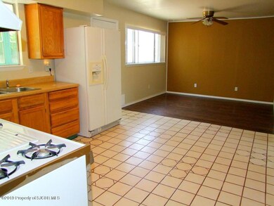 3805 Sierra Vista Dr, Farmington, NM 87402 - photo 4