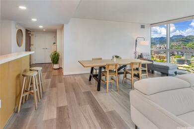 Living Room/Dining Room 2