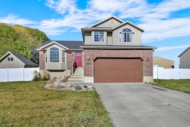 3892 W 1450 N, Clearfield, UT 84015 - photo 4