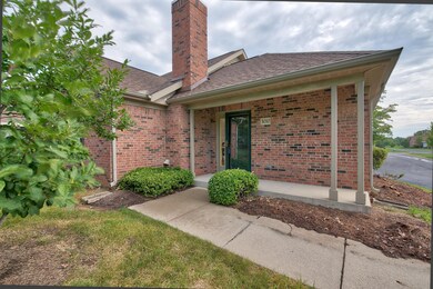 3010 Laurel Wind Blvd, Lewis Center, OH 43035 - photo 4