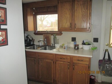 221 E Green St, West Hazleton, PA 18202 - photo 4