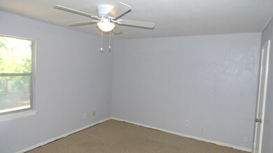 8857 Sandusky Ave S, Jacksonville, FL 32216 - photo 7