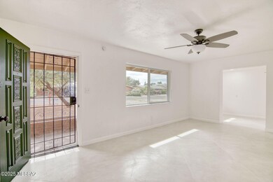 20-web-or-mls-CC_OMNI_805EastHoanPlc_DSC