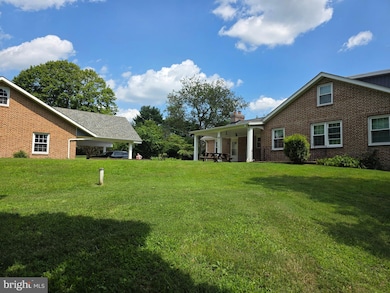 139 Mattson Rd, Garnet Valley, PA 19060 - photo 4