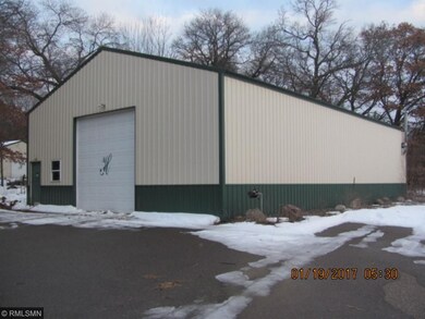 40x60 pole building with office