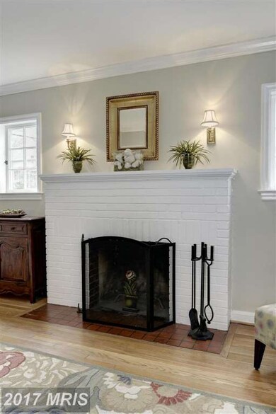 4607 Chestnut St, Bethesda, MD 20814 - photo 7