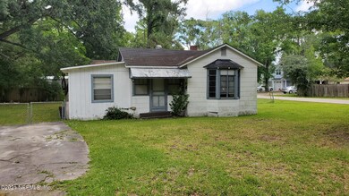 5511 Carder St, Jacksonville, FL 32205 - photo 2