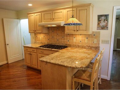 Kitchen. KITCHEN INCLUDES  A 36   THERMADOR GAS CO