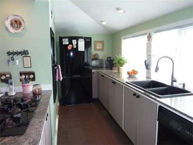 23 Middle St, Marshfield, MA 02050 - photo 3