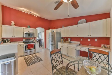 836 E Rose Marie Ln_0008 (1024x684)