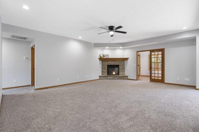 510 N Ellen St, Nixa, MO 65714 - photo 4