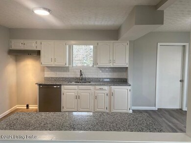 8000 Zelma Fields Ave, Louisville, KY 40228 - photo 5