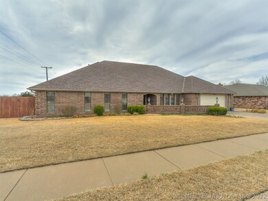 2709 SE Hillsboro Rd, Bartlesville, OK 74006 - photo 3