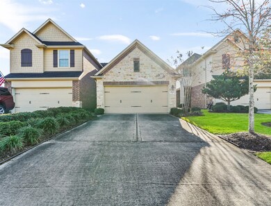 Large driveway with plenty of room for parking!