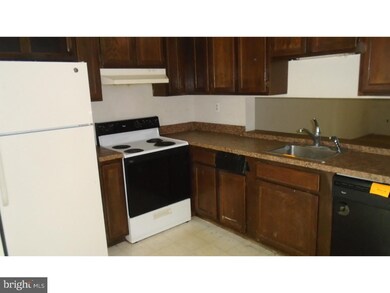 1002 Ashriver Ct, Voorhees, NJ 08043 - photo 2