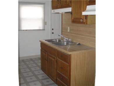 936 S James Rd, Columbus, OH 43227 - photo 4