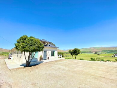 CB9D38E9-78B2-47C1-8AEA-E6F678A3ED24