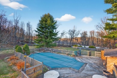 28 Deerfield Dr, Franklin, NJ 07416 - photo 2