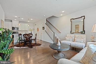 13342 Arrowbrook Centre Dr unit 108, Herndon, VA 20171 - photo 5