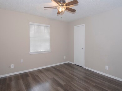 4503 Werner St unit 20, Houston, TX 77022 - photo 6