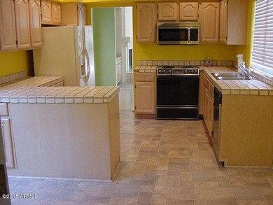 Eat-In Kitchen