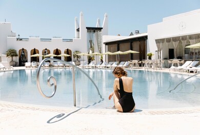 5-Caliza Pool