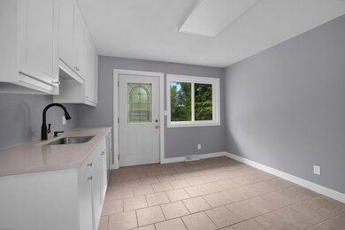 1124 Spruce Dr, La Crescent, MN 55947 - photo 7