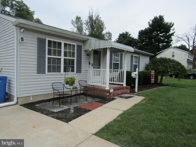 347 N Pearl St, Clayton, NJ 08312 - photo 2