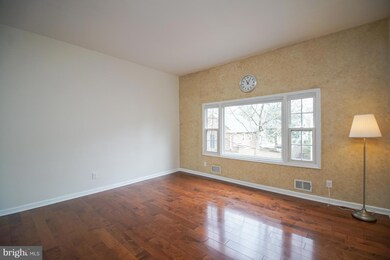 8352 Darlington St unit 490, Springfield, VA 22152 - photo 3