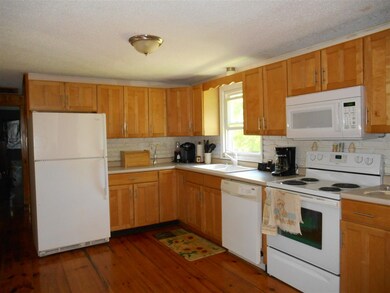 51 Crosby St, Milford, NH 03055 - photo 2