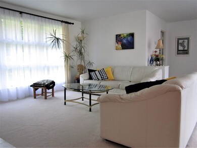 17 Brentwood Dr, Holden, MA 01520 - photo 5