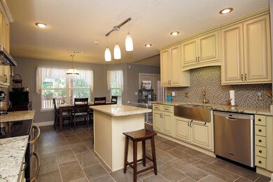 Gourmet kitchen