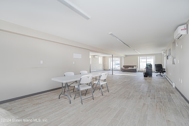 2981 Hylan Blvd, Staten Island, NY 10306 - photo 7