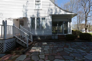 9 Upland Rd, Albany, NY 12204 - photo 3