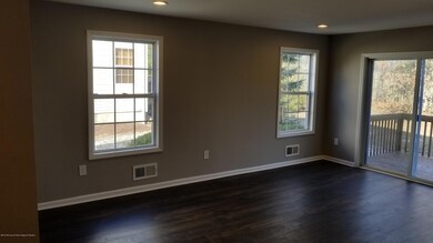 84 Heron Ct, Manalapan, NJ 07726 - photo 5