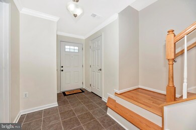 2055 Spring Run Cir, Frederick, MD 21702 - photo 2