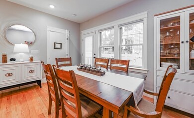 32 Neponset Ave unit 1, Boston, MA 02131 - photo 4