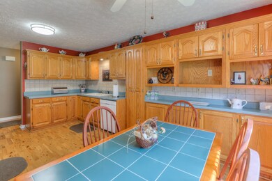 329 Shelton Rd, Manchester, TN 37355 - photo 6