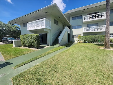 4200 NW 3rd Ct unit 120, Plantation, FL 33317 - photo 3