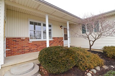 1615 Winding Rd, Circleville, OH 43113 - photo 2