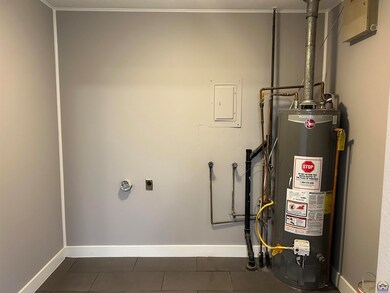 3418 SW Clare Ave, Topeka, KS 66611 - photo 5