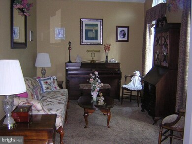 628 Bellflower Rd unit V234, Langhorne, PA 19047 - photo 2