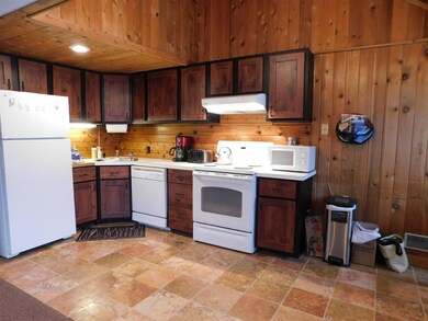 10 Kernwood Dr unit 2, Lincoln, NH 03251 - photo 4